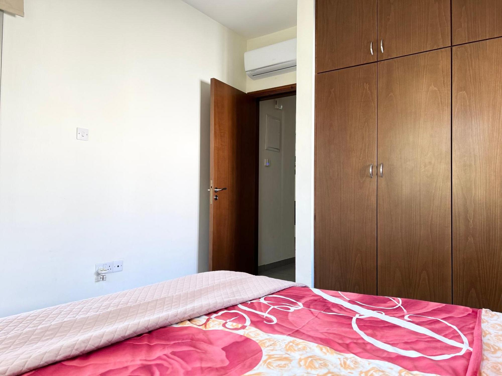 Sun Julz Apartments On The Beach Paphos Exterior photo