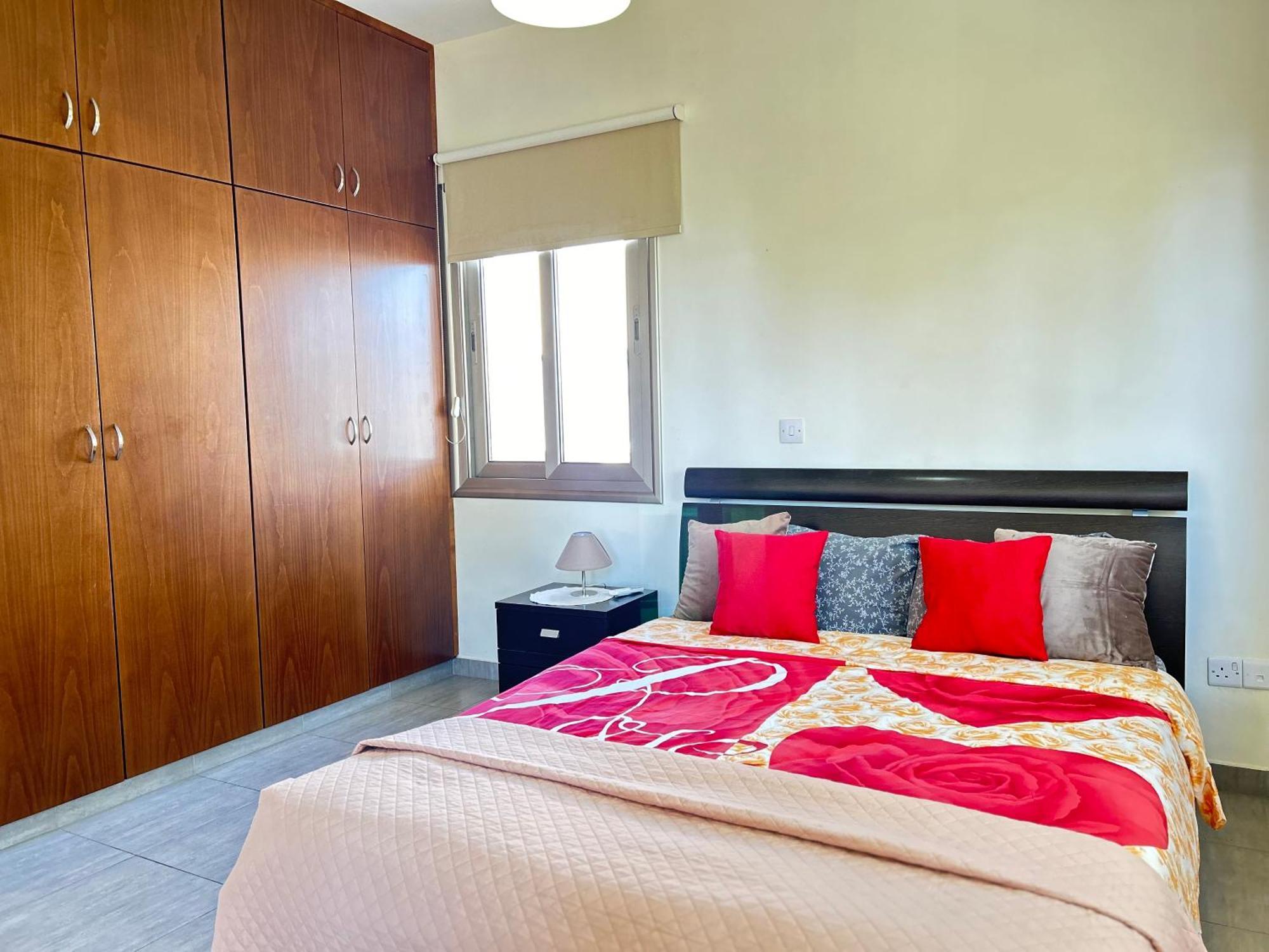 Sun Julz Apartments On The Beach Paphos Exterior photo